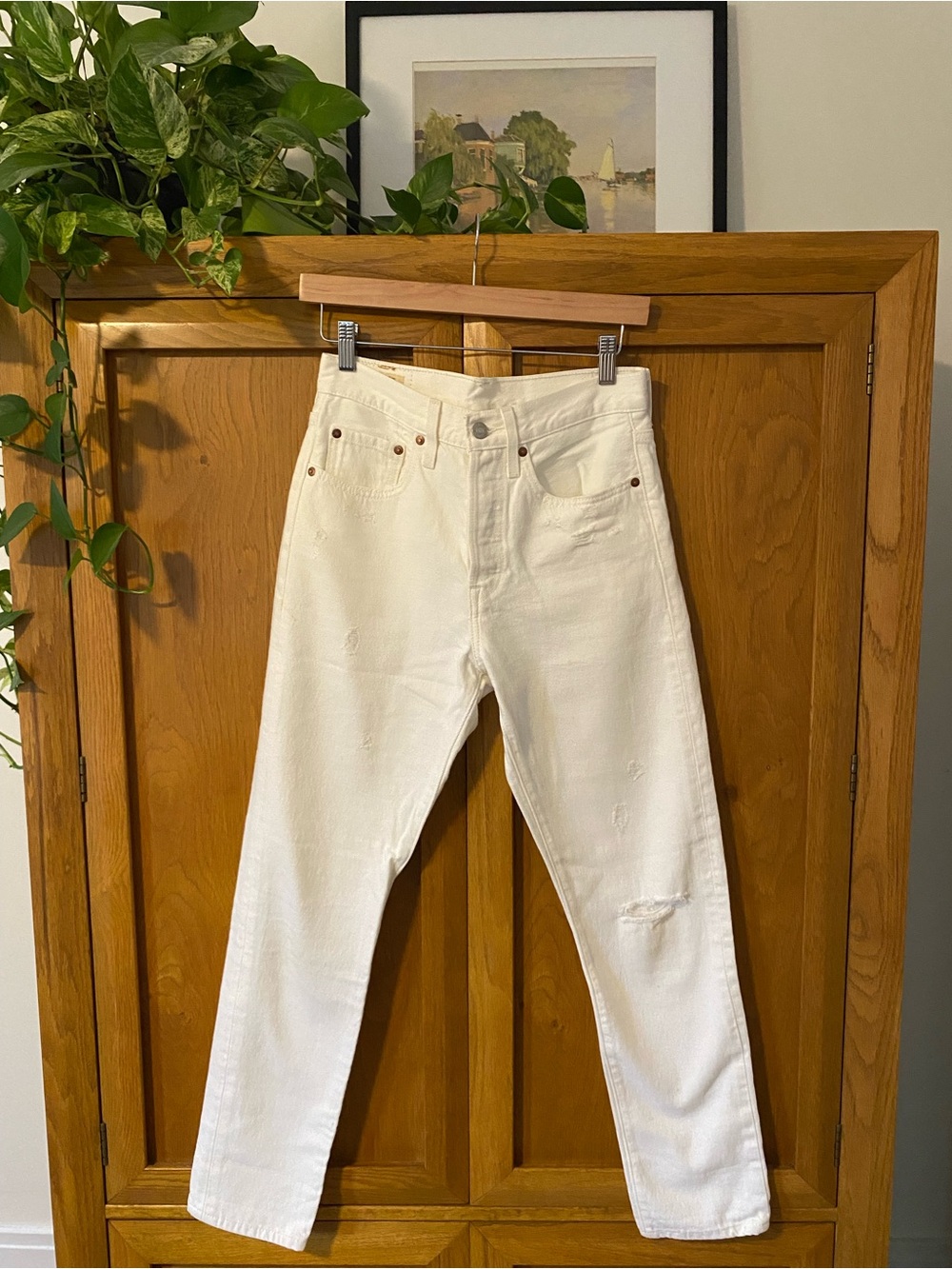 Women’s Levi’s 501 white denim